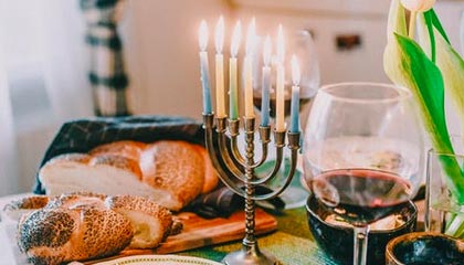 阿森纳战平狼队，争议判罚成焦点